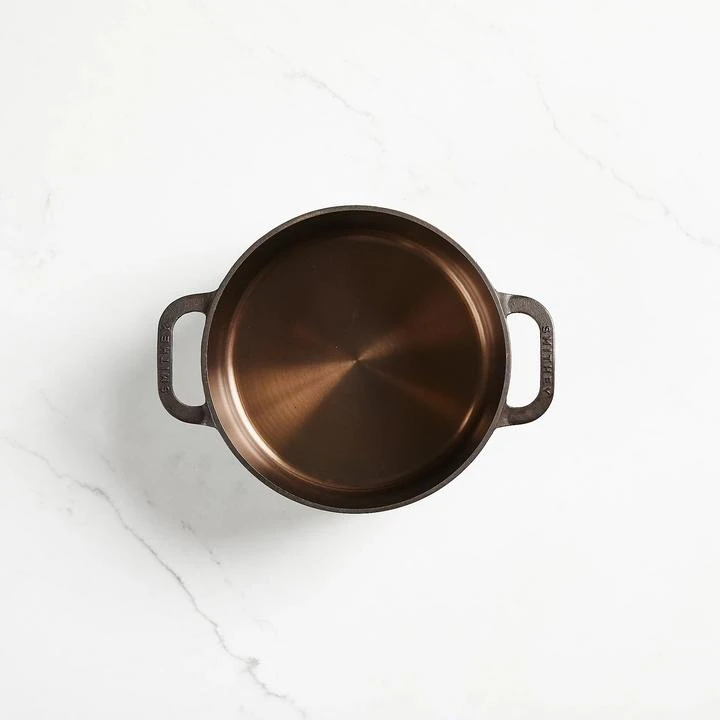 Smithey Ironware Co Smithey Ironware 5.5 Qt. Dutch Oven 2 Smithey Ironware Co Smithey Ironware 5.5 Qt. Dutch Oven