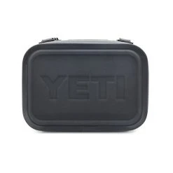 YETI Hopper Flip 8