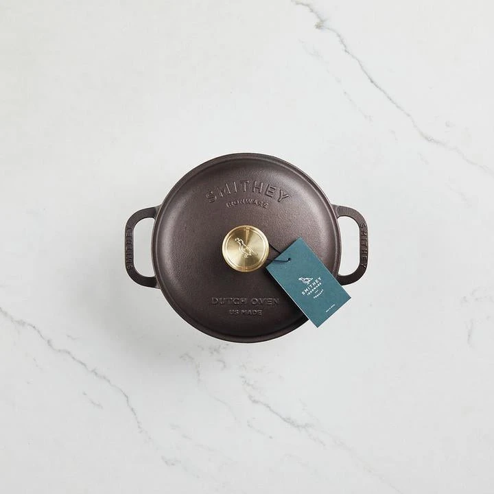 Smithey Ironware Co Smithey Ironware 3.5 Qt. Dutch Oven 6 Smithey Ironware Co Smithey Ironware 3.5 Qt. Dutch Oven