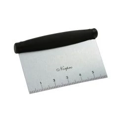 Pizza Accessories Norpro Grip-EZ Chopper/Sraper