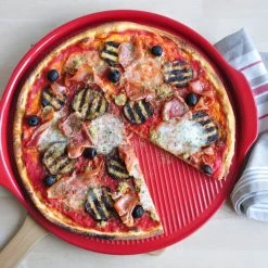 Emile Henry Ridged Pizza Stone 14.5