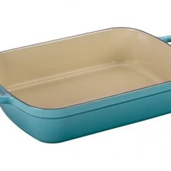 Le Creuset Signature Roaster 5 1/4 Qt. Cast Iron