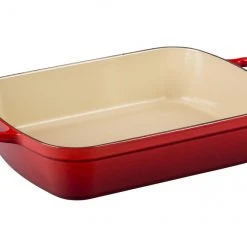 Le Creuset Signature Roaster 5 1/4 Qt. Cast Iron