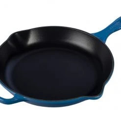 Le Creuset Signature Skillet - 10 1/4