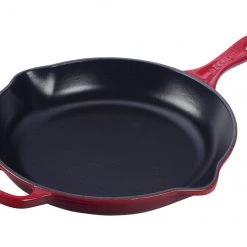Le Creuset Signature Skillet - 10 1/4