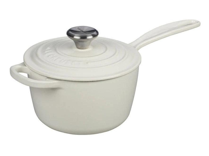 Saucepans & Saucers Le Creuset Signature Saucepan 1 3/4 Qt. 9 Saucepans & Saucers Le Creuset Signature Saucepan 1 3/4 Qt.
