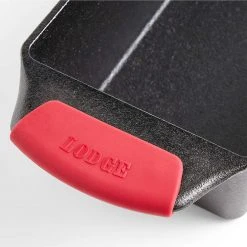 Lodge Cast Iron Lodge Loaf Pan W/ Silicone Grip