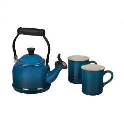 Le Creuset Demi Kettle And Mugs Set 12 Le Creuset Demi Kettle And Mugs Set