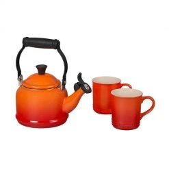 Le Creuset Demi Kettle And Mugs Set