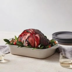 Le Creuset Signature Roaster 5 1/4 Qt. Cast Iron