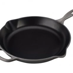 Le Creuset Signature Skillet - 11 3/4