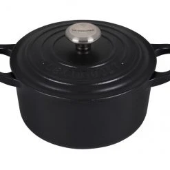 Dutch Ovens Le Creuset Round Dutch Oven 3 1/2 Qt.