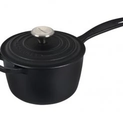 Saucepans & Saucers Le Creuset Signature Saucepan 1 3/4 Qt.