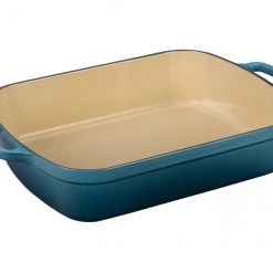 Le Creuset Signature Roaster 5 1/4 Qt. Cast Iron