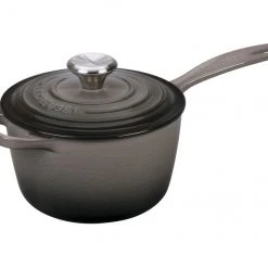 Saucepans & Saucers Le Creuset Signature Saucepan 1 3/4 Qt. 17 Saucepans & Saucers Le Creuset Signature Saucepan 1 3/4 Qt.